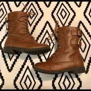 Girls lace up boots